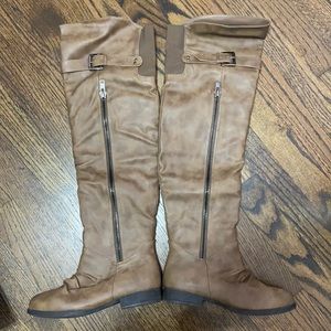 Size 6 Women, Brown Knee High Boots